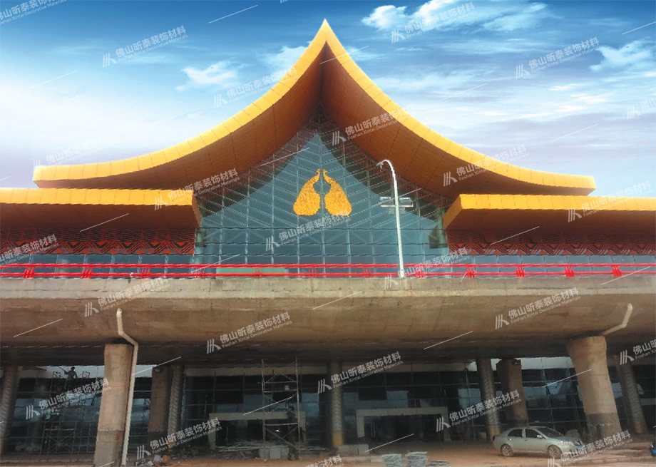 鋁單板工程案例-西雙版納機(jī)場